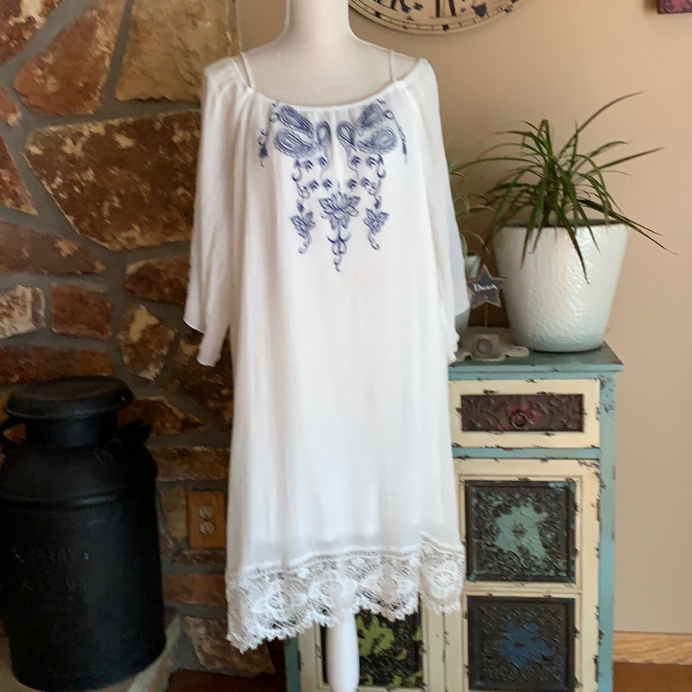 White Tunic Dress with Blue Embroidered Flowers